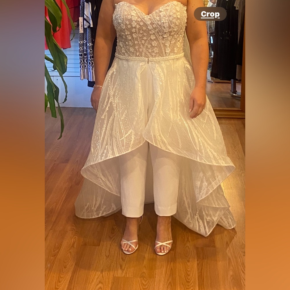 NWT Dany Tabet Custom Made Ivory Wedding Train